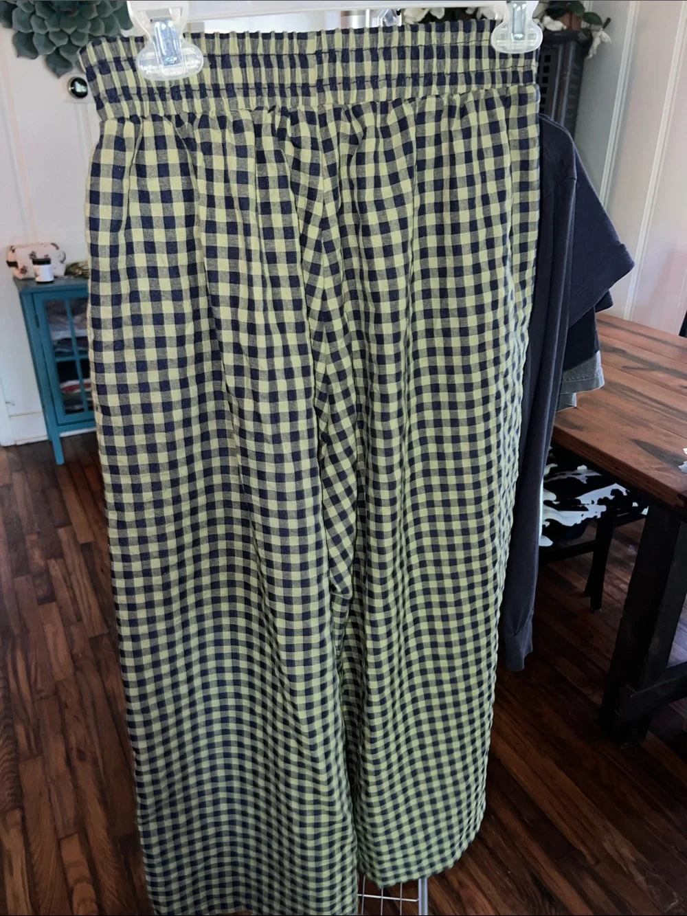 Women’s Green and Black Check Elastic-Waist Wide Leg Pants